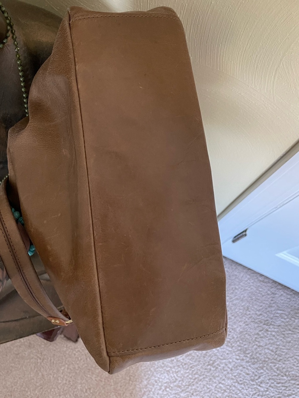 Hobo International Leather Slouching Shoulder Bag - Picture 5 of 5